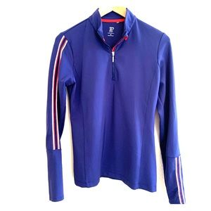 Like new Ladies EP pullover size M